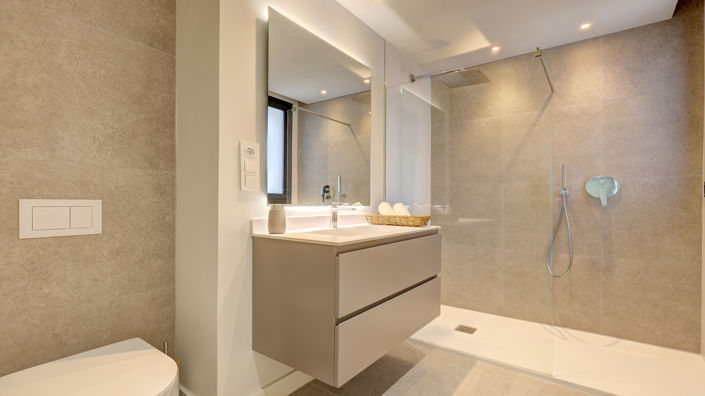 Image No.21-3 Bed Apartment for sale