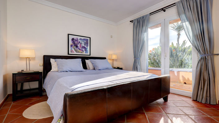 Image No.7-3 Bed Property for sale