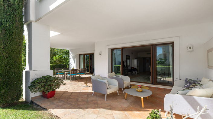 Image No.3-3 Bed Property for sale