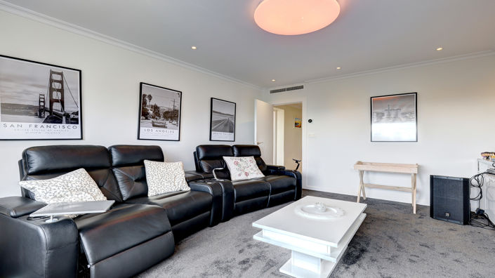 Image No.21-4 Bed Bungalow for sale