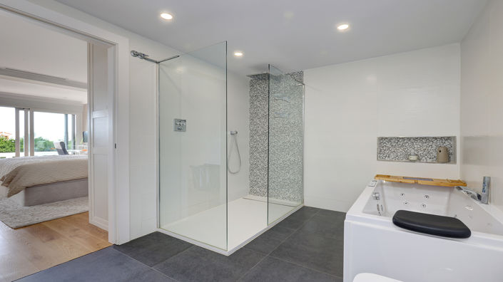 Image No.23-4 Bed Bungalow for sale