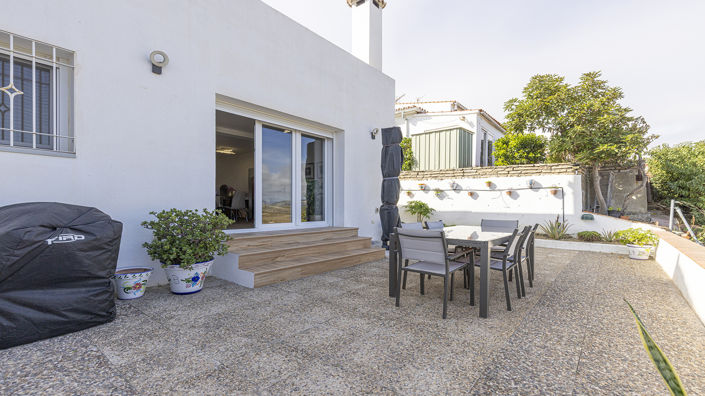 Image No.19-2 Bed House for sale