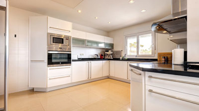 b98le8d7m9k3degpefzhs0lif8u4xzvzhwxtmggyekxx9