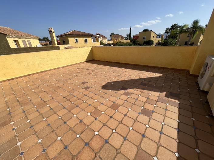 Image No.14-3 Bed Villa / Detached for sale