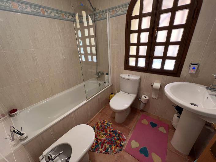 Image No.9-2 Bed Apartment for sale