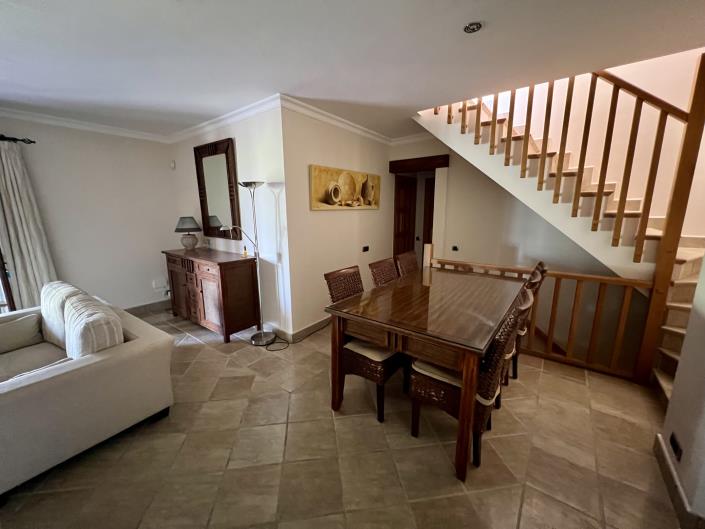 Image No.4-6 Bed Villa for sale