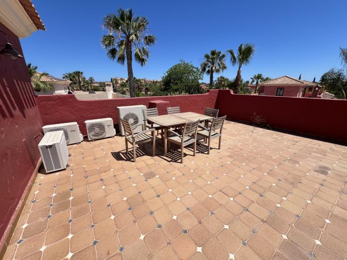 Image No.34-6 Bed Villa for sale