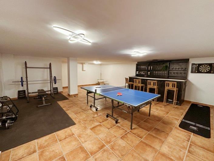 Image No.4-4 Bed Villa for sale