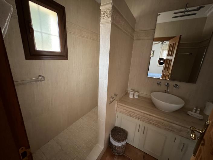 Image No.22-4 Bed Villa for sale