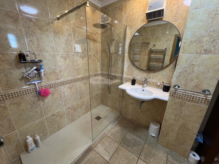 Image No.13-3 Bed Townhouse for sale