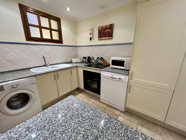 Image No.18-2 Bed Apartment for sale