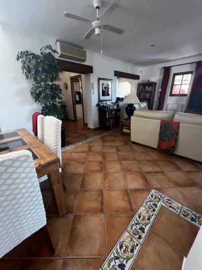 Image No.28-4 Bed Villa / Detached for sale