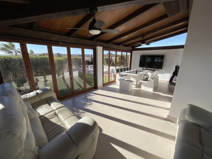 Image No.12-3 Bed Villa / Detached for sale