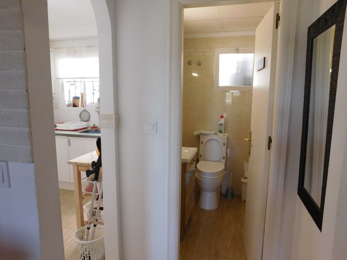 Image No.12-2 Bed Townhouse for sale