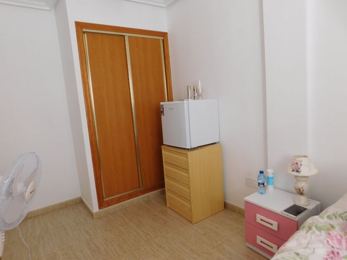 Image No.28-2 Bed Townhouse for sale