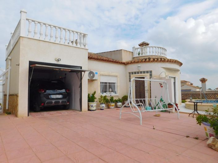 Image No.2-3 Bed Villa for sale