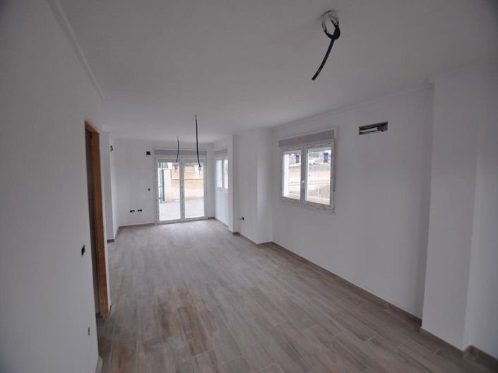 Image No.20-3 Bed Villa for sale