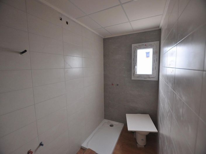 Image No.31-3 Bed Villa for sale