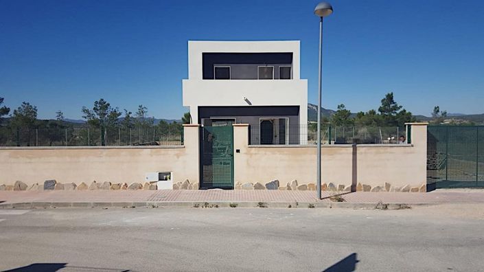 Image No.5-3 Bed Villa for sale