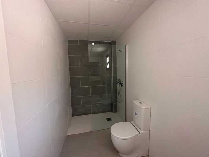 Image No.14-3 Bed Villa for sale