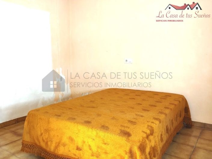 Image No.27-5 Bed Country House for sale