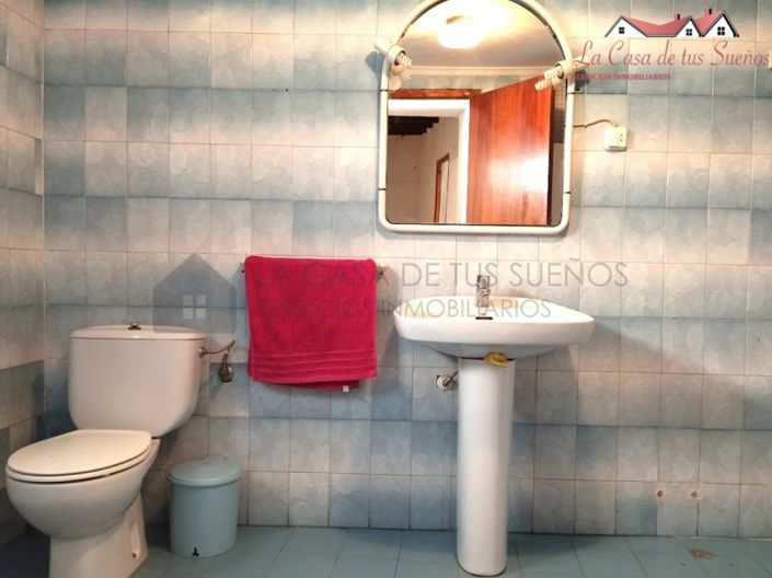 Image No.30-5 Bed Country House for sale