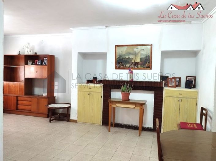 Image No.48-5 Bed Country House for sale