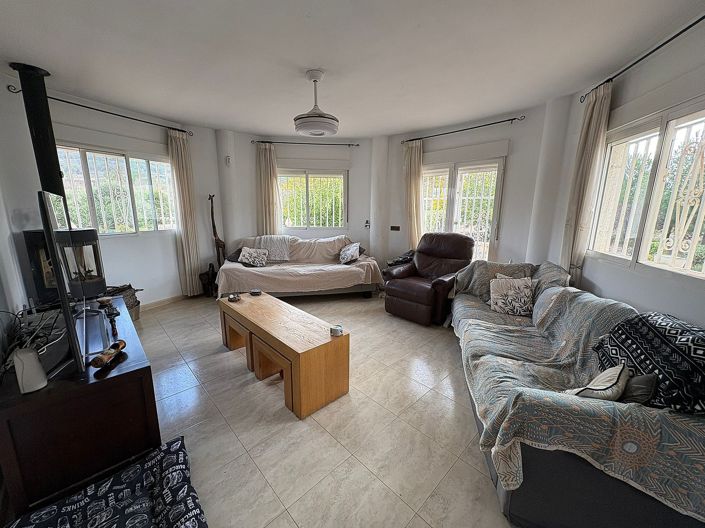 Image No.3-5 Bed Villa for sale