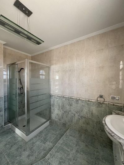 Image No.13-4 Bed Villa for sale