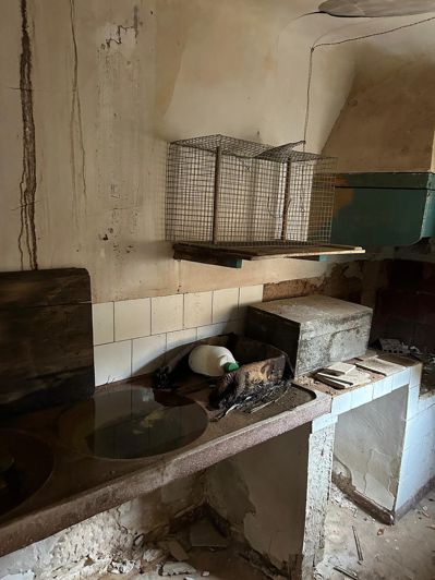 Image No.10-4 Bed Townhouse for sale