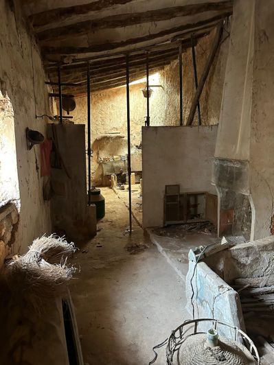 Image No.13-4 Bed Townhouse for sale