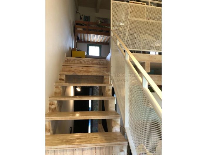 Image No.40-3 Bed Country House for sale