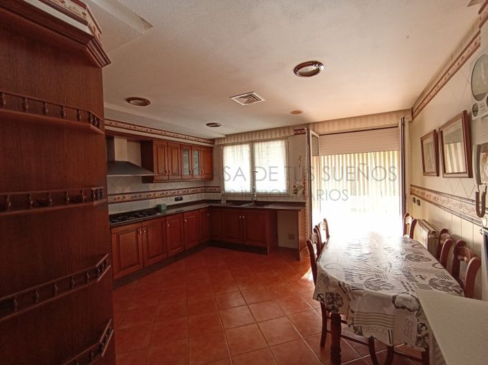 Image No.11-4 Bed Villa for sale