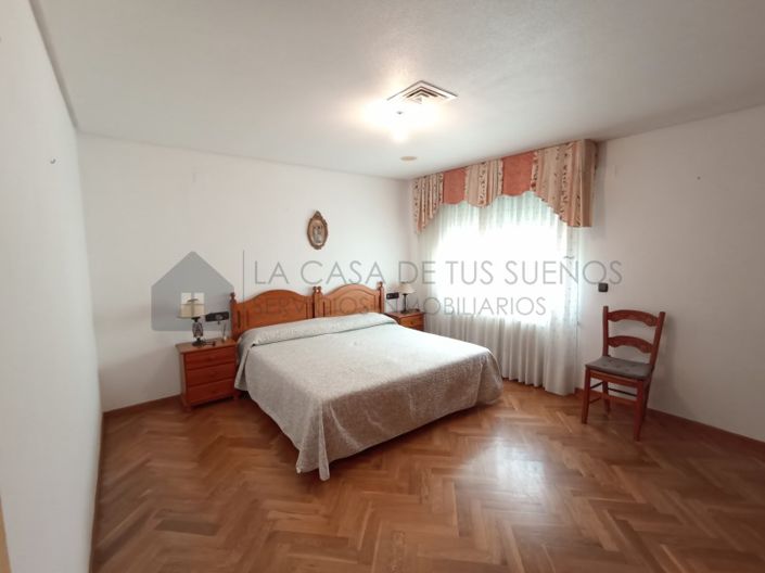 Image No.22-4 Bed Villa for sale