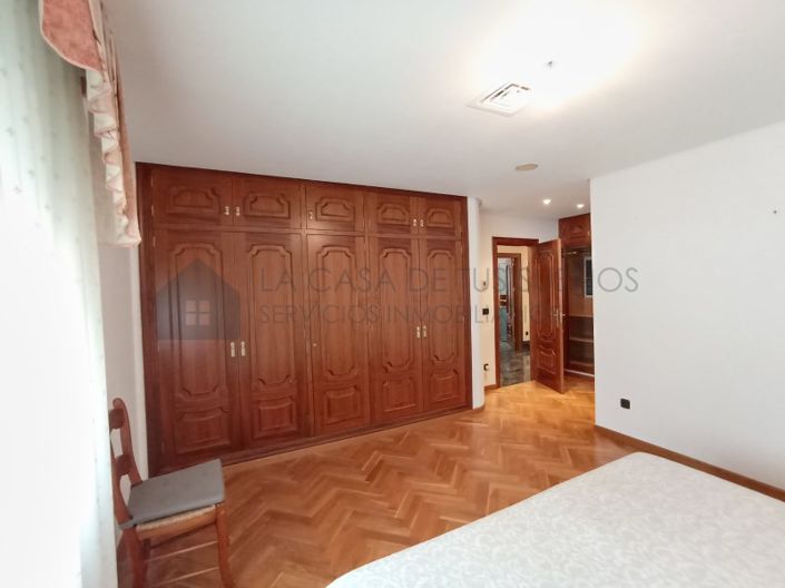 Image No.25-4 Bed Villa for sale