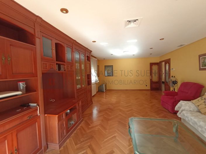 Image No.6-4 Bed Villa for sale