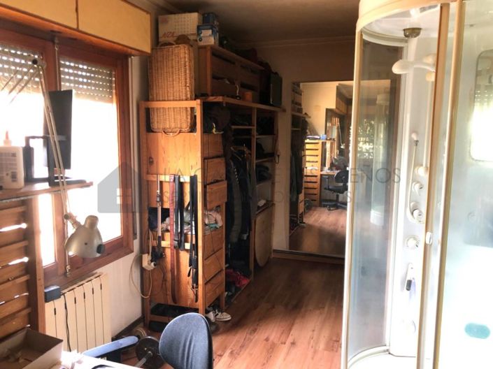 Image No.25-4 Bed Country House for sale