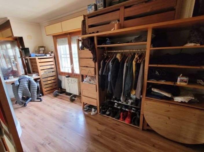 Image No.27-4 Bed Country House for sale