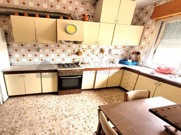 Image No.6-4 Bed Country House for sale