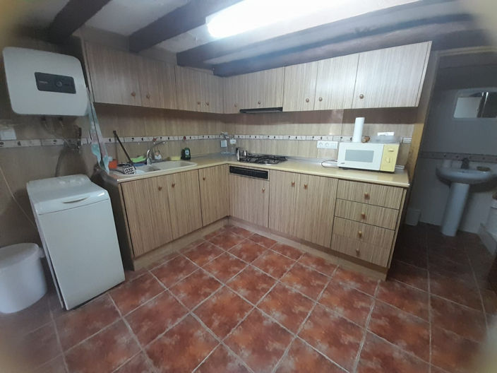 Image No.7-6 Bed Country House for sale