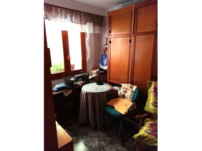 Image No.11-6 Bed Townhouse for sale