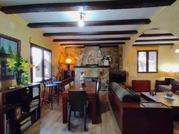 Image No.9-2 Bed Villa for sale