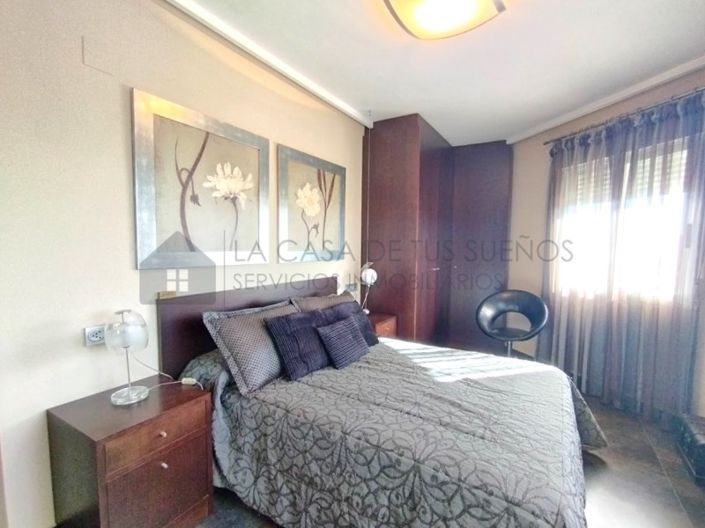 Image No.21-3 Bed Apartment for sale