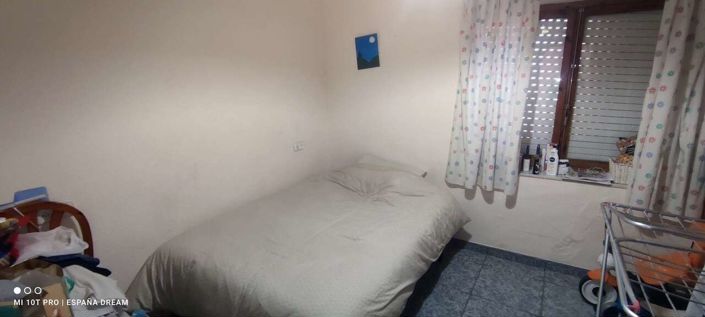 Image No.11-6 Bed Property for sale