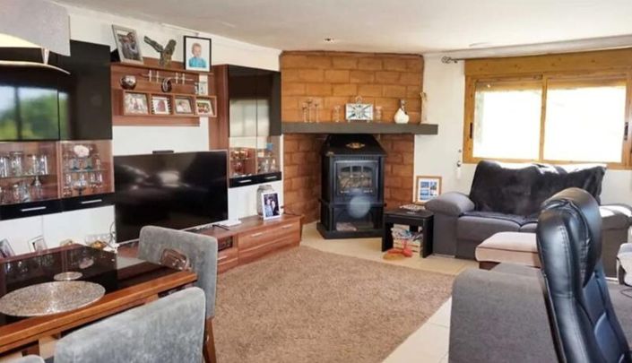 Image No.9-3 Bed Townhouse for sale