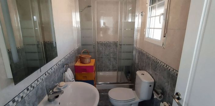 Image No.17-4 Bed Villa for sale