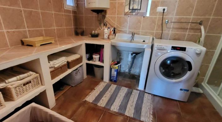 Image No.33-4 Bed Country House for sale