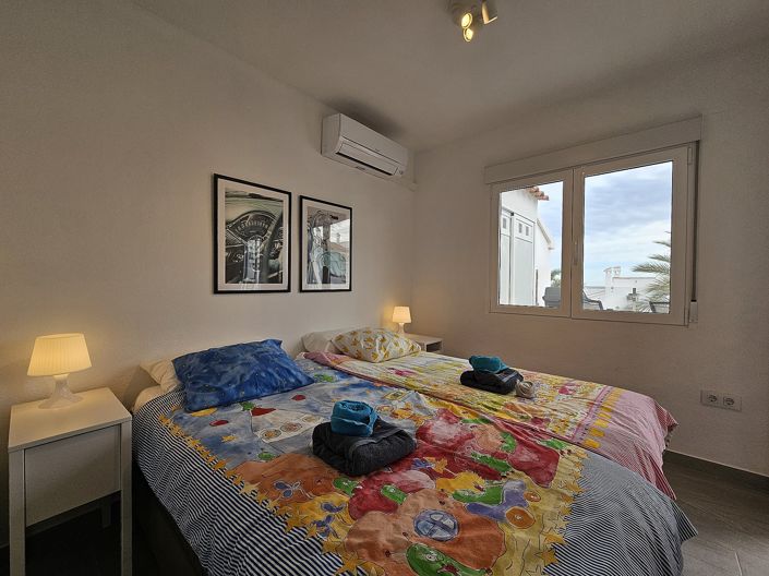 Image No.18-3 Bed Townhouse for sale