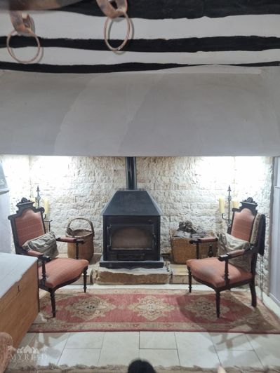 Image No.15-6 Bed Country House for sale