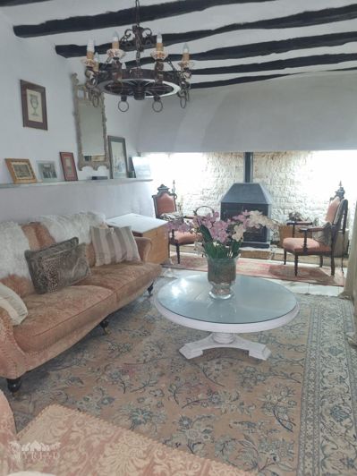 Image No.17-6 Bed Country House for sale